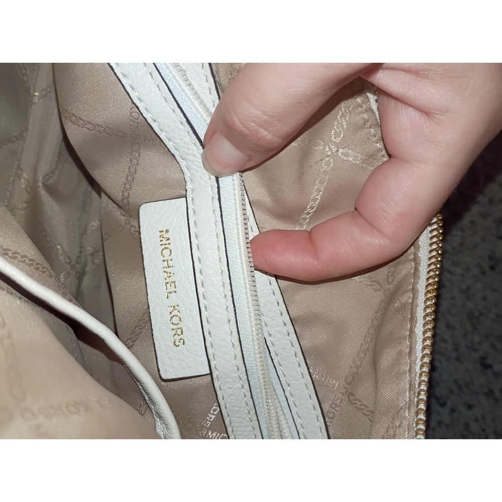 Michael Kors Large Leather Gold Chain Hobo Shoulder Bag, Optic White - Picture 9 of 16